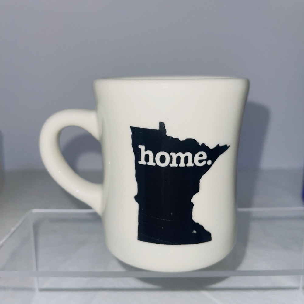 Tuxton Home Minnesota MN State Silhouette Diner Mug 10oz White Ceramic